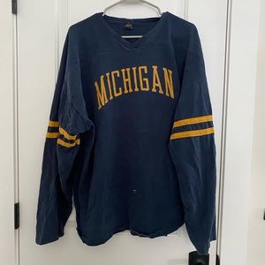 Michigan Sweatshirt V neck vintage